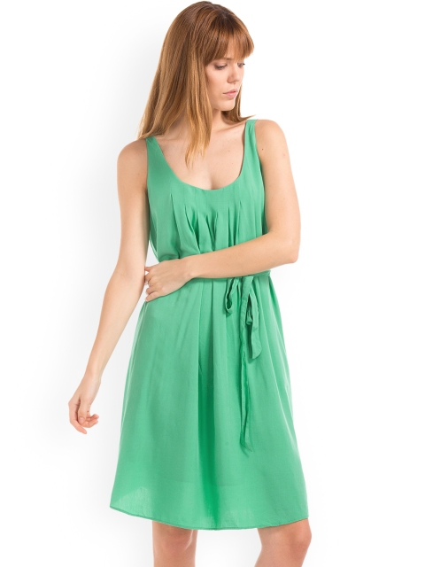 

GAP Women Green Silky Scoop Dress