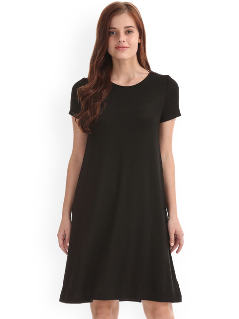 

GAP Women Black Solid Short Sleeve A-Line T-Shirt Dress
