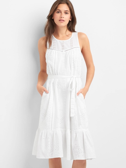 

GAP Women White Eyelet Sleeveless Tier Dress