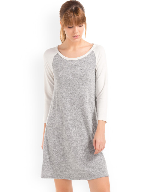 

GAP Women Grey Solid Softspun Knit Raglan T-Shirt Dress