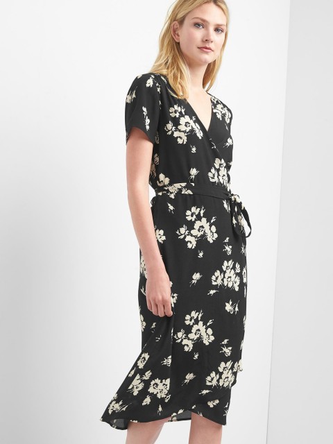 

GAP Women Black Floral Midi Wrap Dress