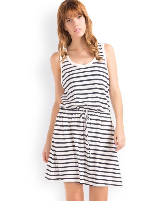 

GAP Women White & Black Linen Cotton Stripe Tie Dress