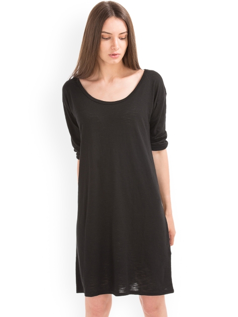 

GAP Women Black Slub T-Shirt Dress