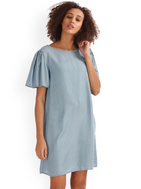 

GAP Women Blue Solid Ruffle Sleeve Denim Dress