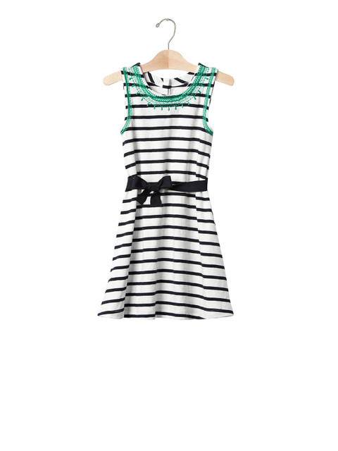 

GAP Girls White Embroidered Tie Belt Dress