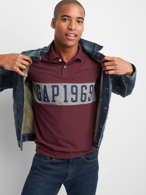 

GAP Men Chest Stripe Logo Polo, Red
