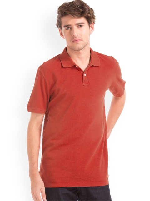 

GAP Men Red Solid Pique Polo