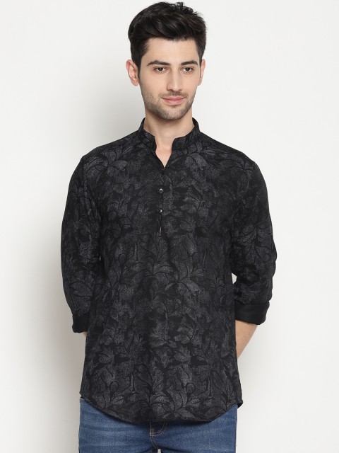 

IVOC Men Black Printed Straight Kurta