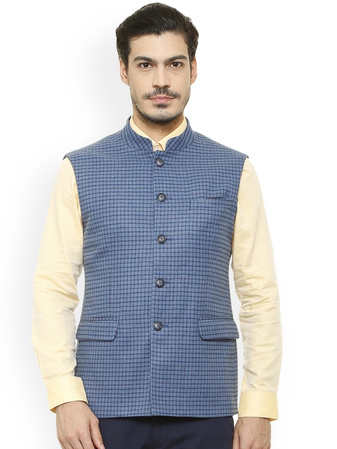 

Van Heusen Men Blue Printed Waistcoat