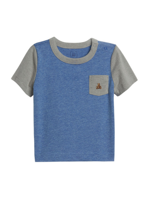 

GAP Boys Blue Solid Round Neck T-shirt