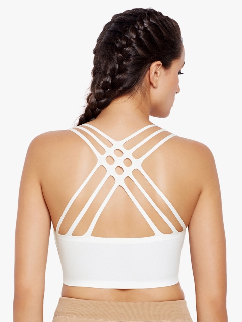 

Lebami White Solid Non-Wired Lightly Padded Sports Bra