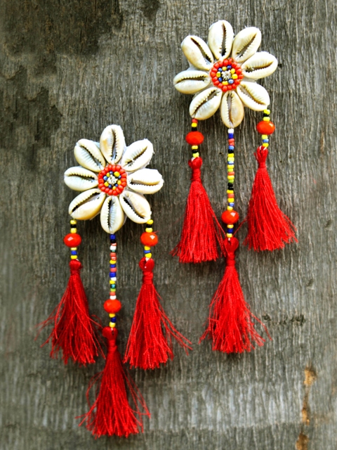 

Krafted with Happiness Red & Off-White Floral Drop Earrings