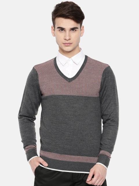

Park Avenue Men Grey Colourblocked Sweater