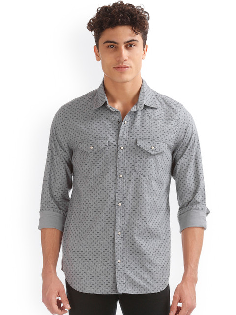 

GAP Men Grey Slub Cotton Western Yoke Shirt