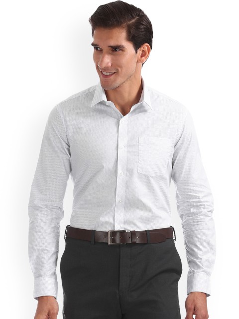 

Arrow Men White Slim Fit Printed Casual Shirt