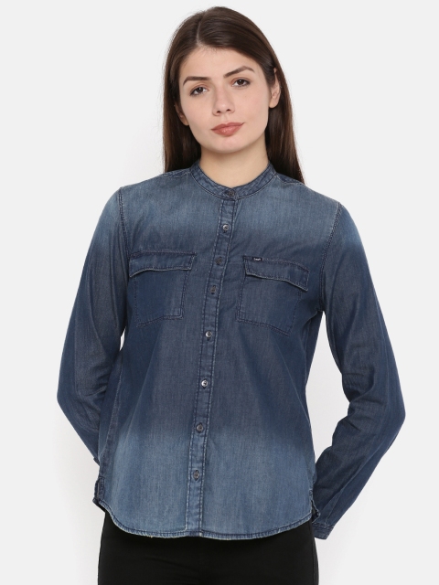 

Lee Women Blue Regular Fit Faded Chambray Casual Shirt