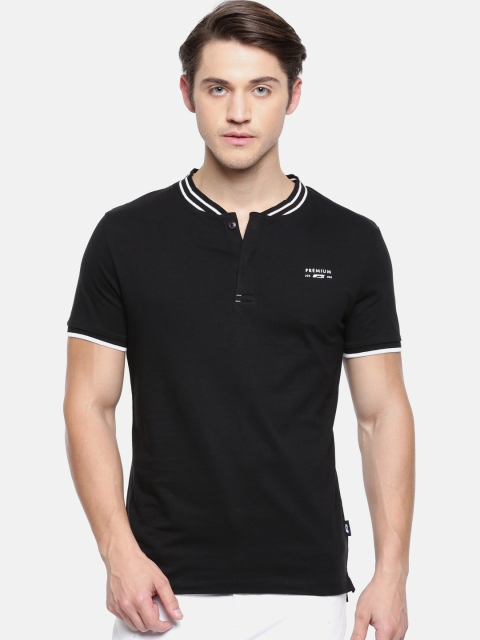 

Jack Jones Men Black Solid Pure Cotton T-shirt