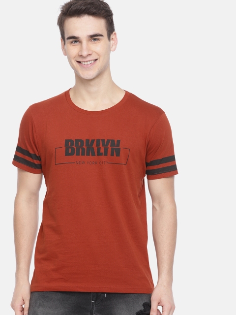 

HERE&NOW Men Rust Brown Printed Round Neck T-shirt