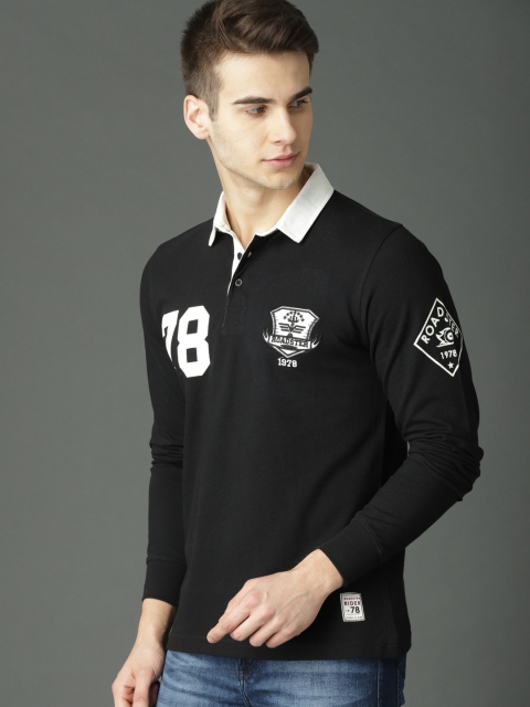 

Roadster Men Black Solid Polo Collar T-shirt