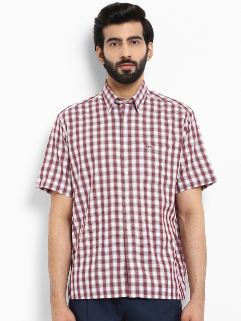 

ColorPlus Men Red & White Regular Fit Checked Casual Shirt
