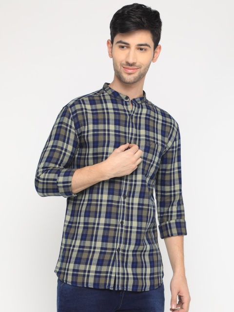 

SHOWOFF Men White Slim Fit Printed Casual Shirt