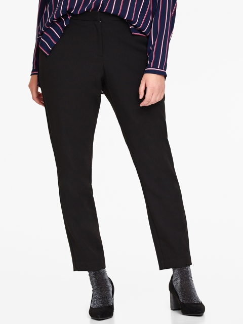 

OVS Women Black Regular Fit Solid Regular Croppped Trousers