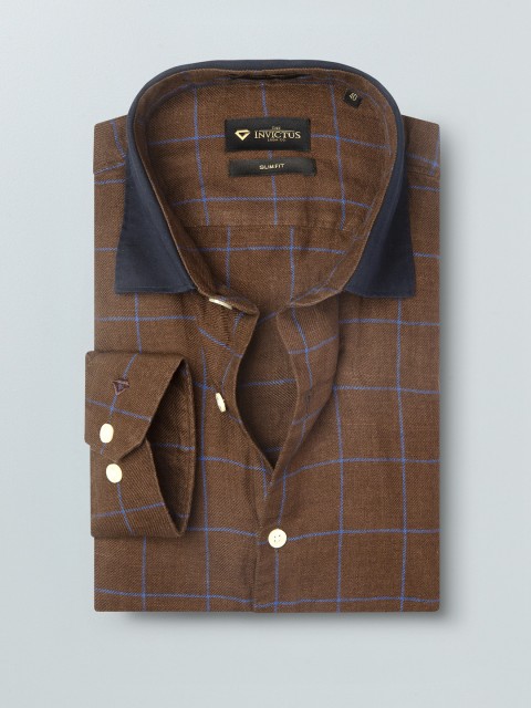 

INVICTUS Men Brown & Navy Blue Slim Fit Checked Pure Linen Casual Shirt