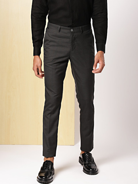 

INVICTUS Men Black Slim Fit Checked Smart Casual Trousers