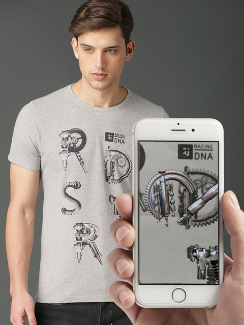 

Roadster Men Grey Melange Augmented Reality Print T-shirt
