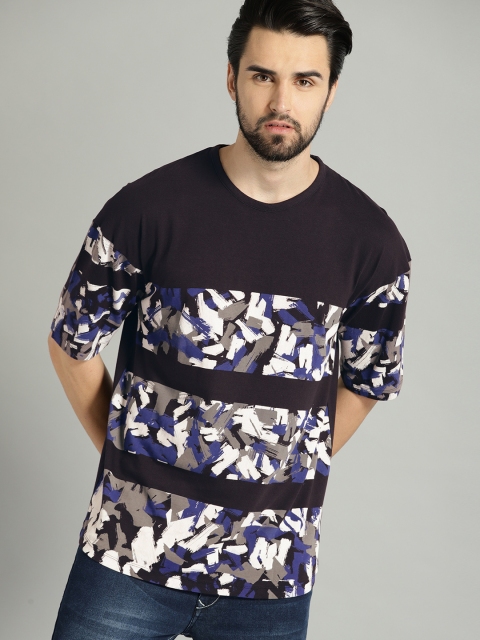 

Roadster Men Black & White Printed Round Neck T-shirt