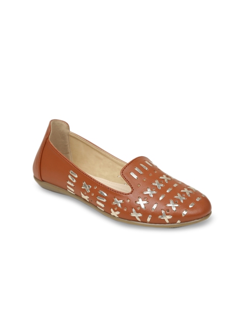

VALIOSAA Women Tan Brown Self Design Ballerinas