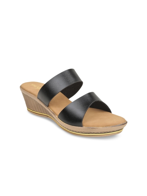 

VALIOSAA Women Black Solid Sandals