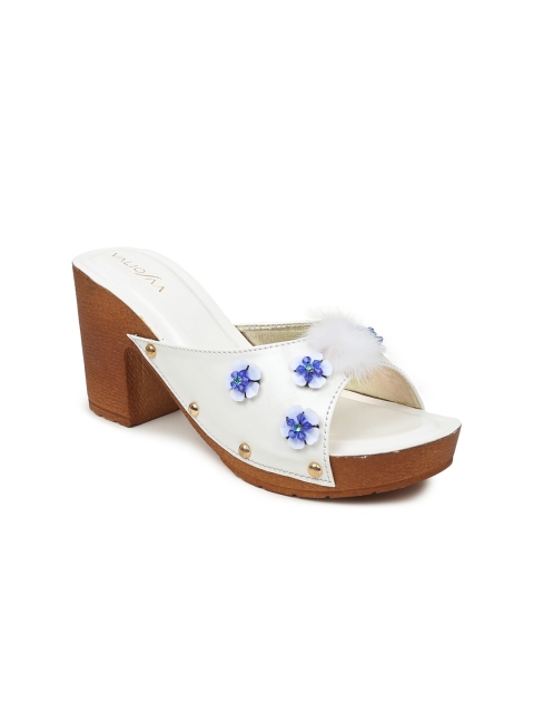 

VALIOSAA Women White Solid Heels