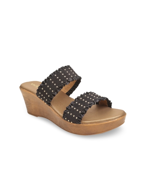 

VALIOSAA Women Black Woven Design Sandals