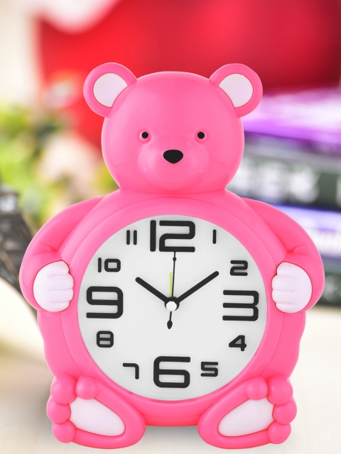 

Archies White Quirky Solid Analogue Table Clock