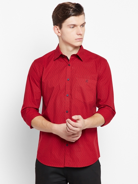 

Crimsoune Club Men Red Standard Slim Fit Printed Casual Shirt