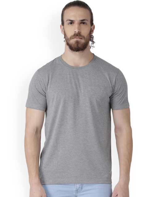 

GRIFFEL Men Grey Solid Round Neck T-shirt