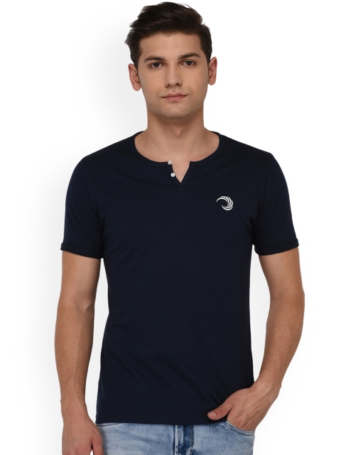 

oneliner Men Navy Blue Solid Henley Neck T-shirt