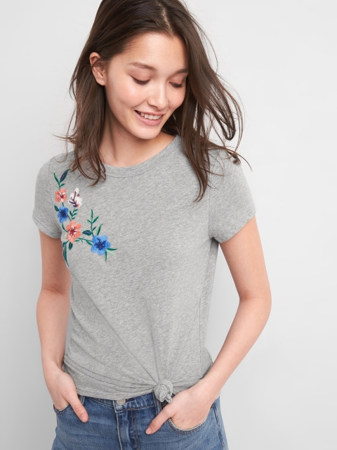 

GAP Floral Embroidered Graphic Crew Neck T-Shirt, Grey