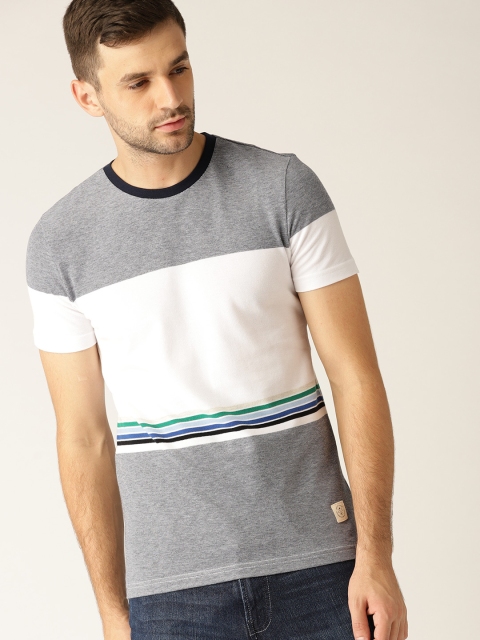 

United Colors of Benetton Men Navy & White Striped Round Neck T-shirt, Navy blue