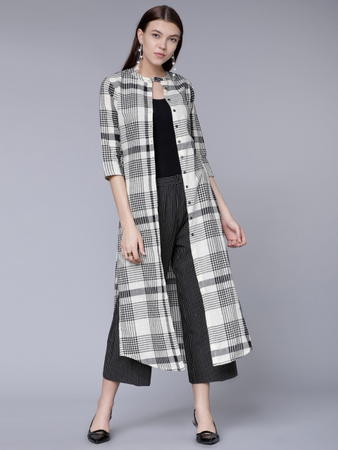

Vishudh Women Off-White & Black Checked Straight Kurta