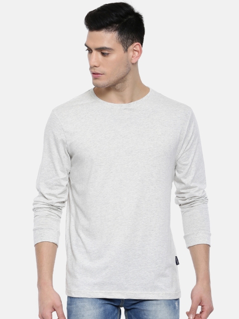 

Classic Polo Men Off-White Solid Round Neck T-shirt