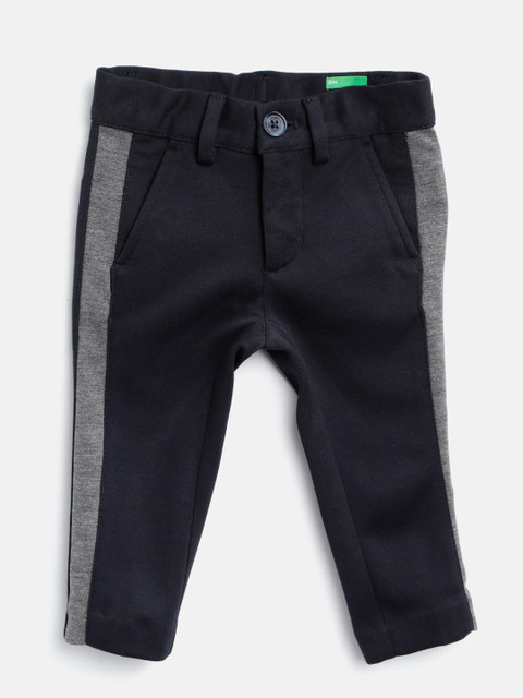 

United Colors of Benetton Boys Navy Solid Regular Trousers, Navy blue
