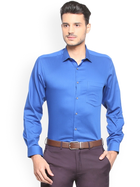 

Van Heusen Men Blue Regular Fit Solid Formal Shirt