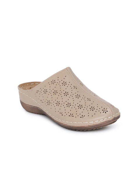 

Catwalk Women Beige Solid Perforated Mules