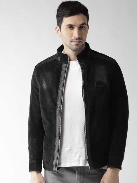 

Fort Collins Men Black Solid Velvet Finish Tailored Jacket