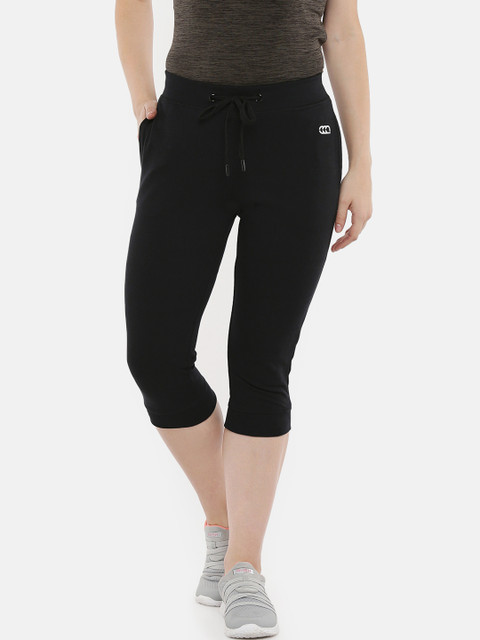 

Ajile by Pantaloons Women Black Solid Slim Fit Capris