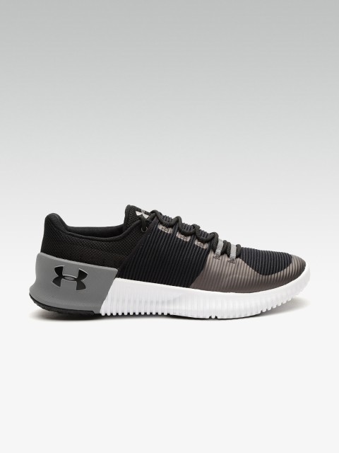 

UNDER ARMOUR Men Black Ultimate Speed Training Shoes
