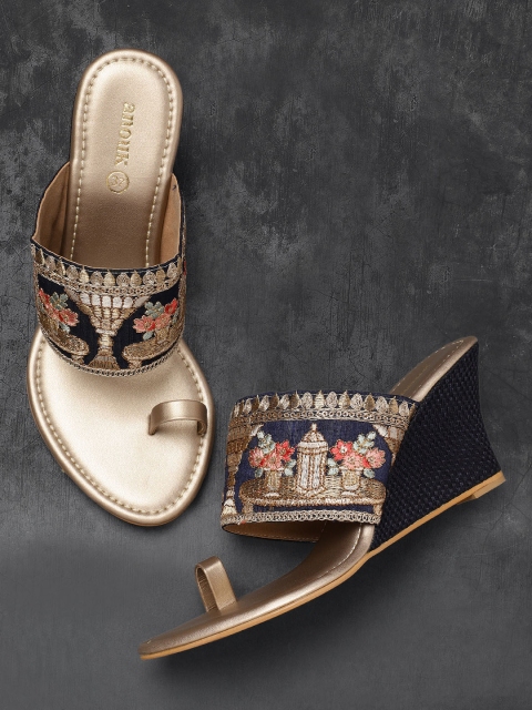

Anouk Women Navy Blue & Gold-Toned Woven Design Wedges