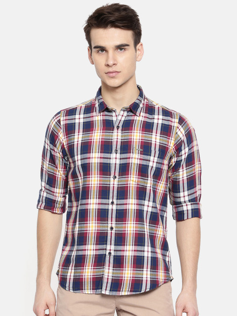 

Pepe Jeans Men Navy & Maroon Regular Fit Checked Casual Shirt, Navy blue